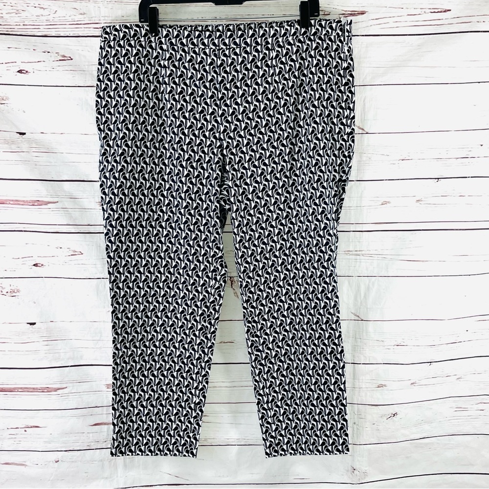 Brooks Brothers Pants Women’s Size 16 Natalie Fit Straight Leg Blue/White.